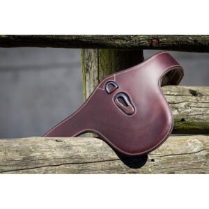 Sangle bavette en cuir pour cheval + mousqueton HFI